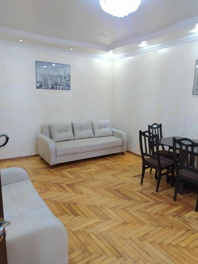 Apartment On 26 May Str Batumi Exterior foto